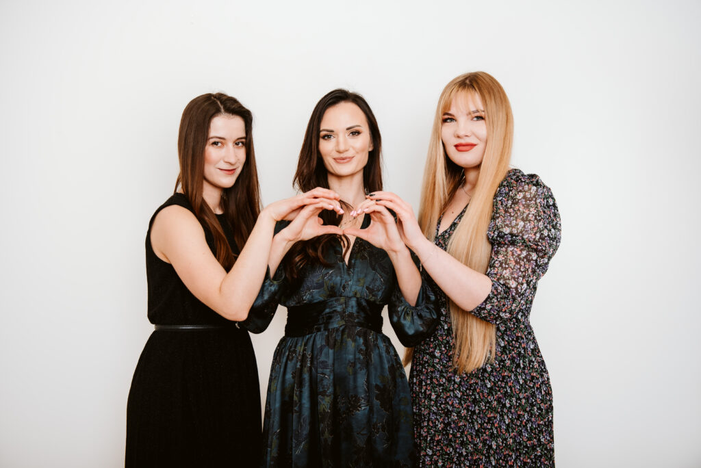 Evelines Therapy Kraków Ewelina Kulasik Paulina Bażant Patrycja Kozioł facemodeling Kobido Królowa Egiptu Holistic Japoński Lifting Tybetańska Refleksologia Evelines Therapy Kraków Ewelina Kulasik Paulina Bażant Patrycja Kozioł facemodeling Kobido Królowa Egiptu Holistic Japoński Lifting Tybetańska Refleksologia